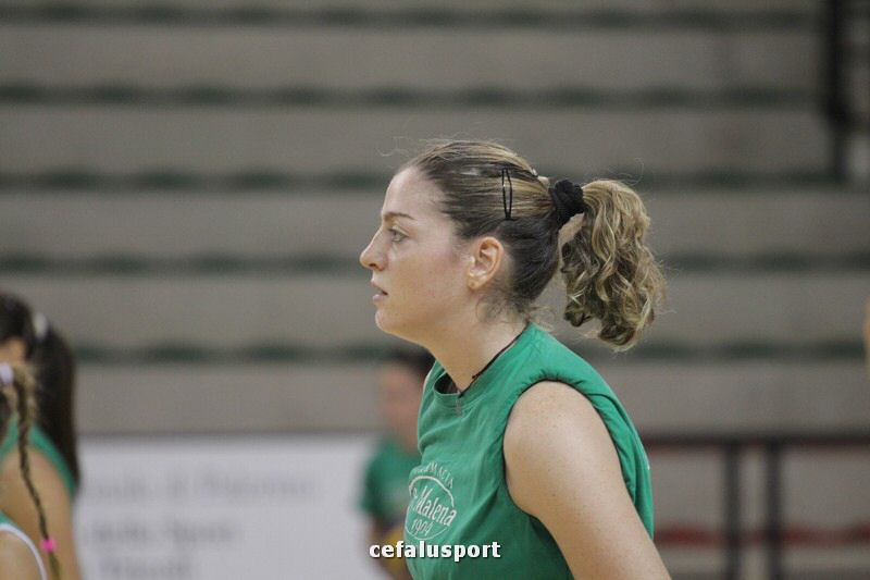 111030 volley 066_tn.jpg